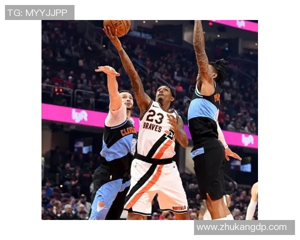 用法兰克福豪夺客场胜利,展现实力势不可挡